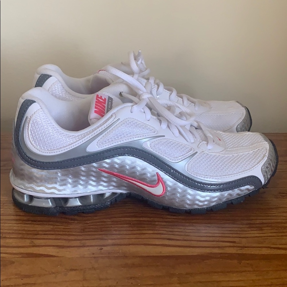 Nike Reax Run 5